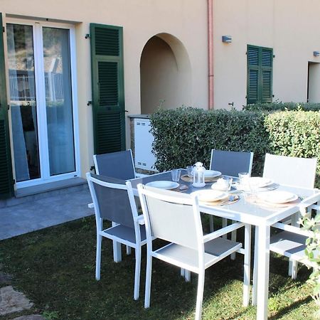 Stella Del Mare - Casa Incantevole Con Piscina E Parcheggio Privato Cervo Εξωτερικό φωτογραφία